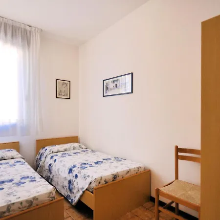 Pleione-2 By Interhome ביביונה